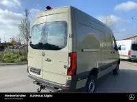 Używany Mercedes Sprinter 190 KM (139 kW) 2025 Szary Van