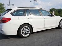 gebraucht BMW 318 i Advantage Automatik AAC Navi LED SHZ