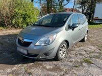 Second-hand Opel Meriva 110 CP (80 kW) 2012 Argintiu Monovolum