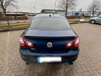 Gebraucht VW Passat 299 PS (219 kW) 2008 Blau Coupé