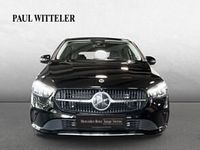 Gebraucht Mercedes B200 Progressive 150 PS (110 kW) 2024 Lack kosmosschwarz Van / Kleinbus