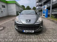Gebraucht Peugeot 207 Active 156 PS (114 kW) 2012 Lack grau ermitage/metallic Cabrio
