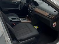 Gebraucht Mercedes E220 Elegance 170 PS (125 kW) 2011 Silber Kombi
