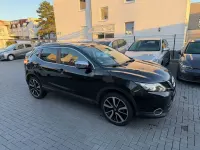 Gebraucht Nissan Qashqai 116 PS (85 kW) 2015 Schwarz SUV