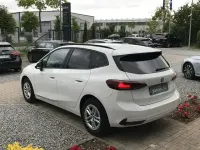 Używany BMW 218 Active Tourer Performance 150 KM (110 kW) 2023 Biały Minivan