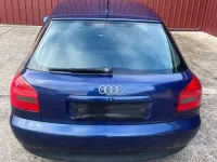 Używany Audi A3 Ambiente 101 KM (74 kW) 1998 Niebieski Hatchback