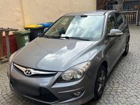 Gebraucht Hyundai i30 109 PS (80 kW) 2011 Grau Kleinwagen