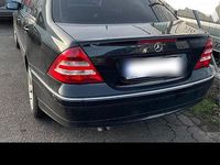 Gebraucht Mercedes C200 Avantgarde 163 PS (119 kW) 2005 Limousine