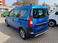 Gebraucht Dacia Dokker Stepway 90 PS (66 kW) 2016 Blau Van / Kleinbus
