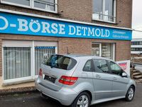 Gebraucht Mercedes B180 116 PS (85 kW) 2010 Silber Van / Kleinbus