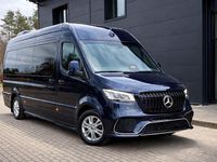 Neu Mercedes Sprinter 190 PS (139 kW) 2025 Blau Van