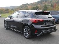 Gebraucht Ford Focus ST-Line X 155 PS (114 kW) 2023 Obsidianschwarz metallic Limousine
