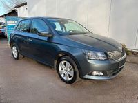 Gebraucht Skoda Fabia Ambition 90 PS (66 kW) 2015 Grau Limousine