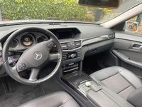 Gebraucht Mercedes E200 136 PS (100 kW) 2011 Silber Limousine