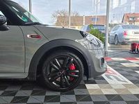 Gebraucht Mini John Cooper Works 231 PS (169 kW) 2020 Moonwalk grey (metallic) Kleinwagen