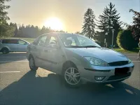 Käytetty Ford Focus 75 HP (55 kW) 2003 Sedan