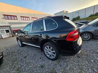 Second-hand Porsche Cayenne 239 CP (175 kW) 2010 Negru SUV