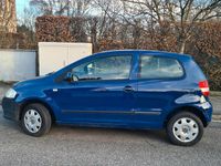 Gebraucht VW Fox 54 PS (39 kW) 2007 Blau Kleinwagen