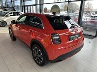 Gebraucht Fiat 600E La Prima 114 kW (156 PS) 2023 Sun of italy (orange) Kleinwagen