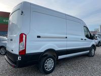 Usado Ford Transit 131 HP (96 kW) 2024 Branco Monovolume