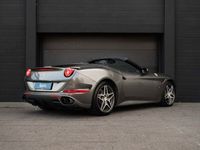 Gebraucht Ferrari California 560 PS (411 kW) 2017 Grau Cabrio