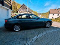 Używany BMW 320 184 KM (135 kW) 2013 Szary Sedan/Limuzyna