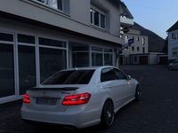 Gebraucht Mercedes E350 AMG 306 PS (225 kW) 2012 Weiß Limousine