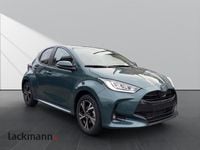 Neu Toyota Yaris Hybrid 117 PS (86 kW) 2025 Gruen Kleinwagen