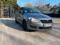 Gebraucht Skoda Fabia 2012 Silber Kleinwagen
