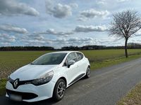 Gebraucht Renault Clio IV 73 PS (53 kW) 2013 Weiß Kleinwagen