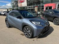 Neu Toyota Aygo X 72 PS (52 kW) 2025 Grau SUV