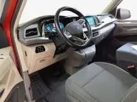 Gebraucht VW Multivan Life 150 PS (110 kW) 2023 Fortanarot metallic Van / Kleinbus