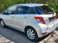 Gebraucht Toyota Yaris Edition 69 PS (50 kW) 2013 Silber Kleinwagen