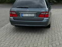 Gebraucht Mercedes E220 170 PS (125 kW) 2007 Grau Kombi