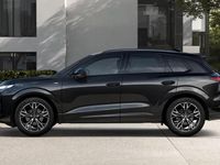 Neu Audi Q3 Advanced 150 PS (110 kW) 2025 Mythosschwarz metallic SUV