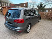 Gebraucht VW Sharan 140 PS (102 kW) 2011 Grau Van / Kleinbus