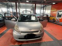 Gebraucht Daihatsu Sirion 87 PS (63 kW) 2007 Silber Kleinwagen