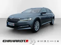 Gebraucht Skoda Superb Style 150 PS (110 kW) 2023 Grau Kombi