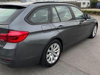 Gebraucht BMW 316 Advantage 116 PS (85 kW) 2017 Grau Kombi
