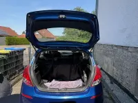 Gebraucht Hyundai i20 Edition 86 PS (63 kW) 2012 Blau Kleinwagen
