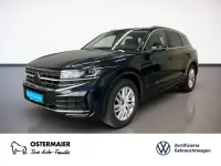 Gebraucht VW Touareg Elegance 231 PS (169 kW) 2025 Blau (meloe blue kristalleffekt) SUV