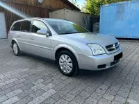 Second-hand Opel Vectra 155 CP (114 kW) 2004 Argintiu Break