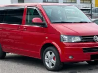 Gebraucht VW Multivan 140 PS (102 kW) 2015 Rot Van / Kleinbus
