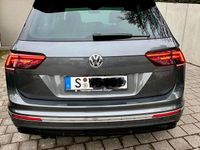 Gebraucht VW Tiguan Highline 150 PS (110 kW) 2018 Grau SUV