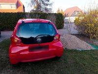 Gebraucht Toyota Aygo 68 PS (50 kW) 2007 Rot Kleinwagen