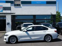 Gebraucht BMW 330 Advantage 252 PS (185 kW) 2021 Weiß Limousine