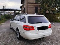 Gebraucht Mercedes E200 Elegance 136 PS (100 kW) 2010 Weiß Kombi