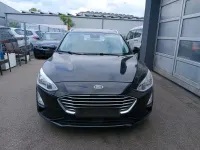 Gebraucht Ford Focus 70 PS (51 kW) 2018 Schwarz Kombi