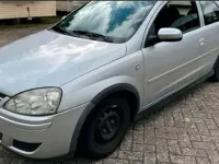 Gebraucht Opel Corsa 80 PS (58 kW) 2006 Silber Kleinwagen