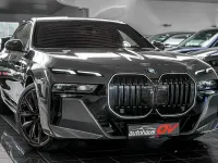Gebraucht BMW 740 Executive 286 PS (210 kW) 2025 Grau Limousine